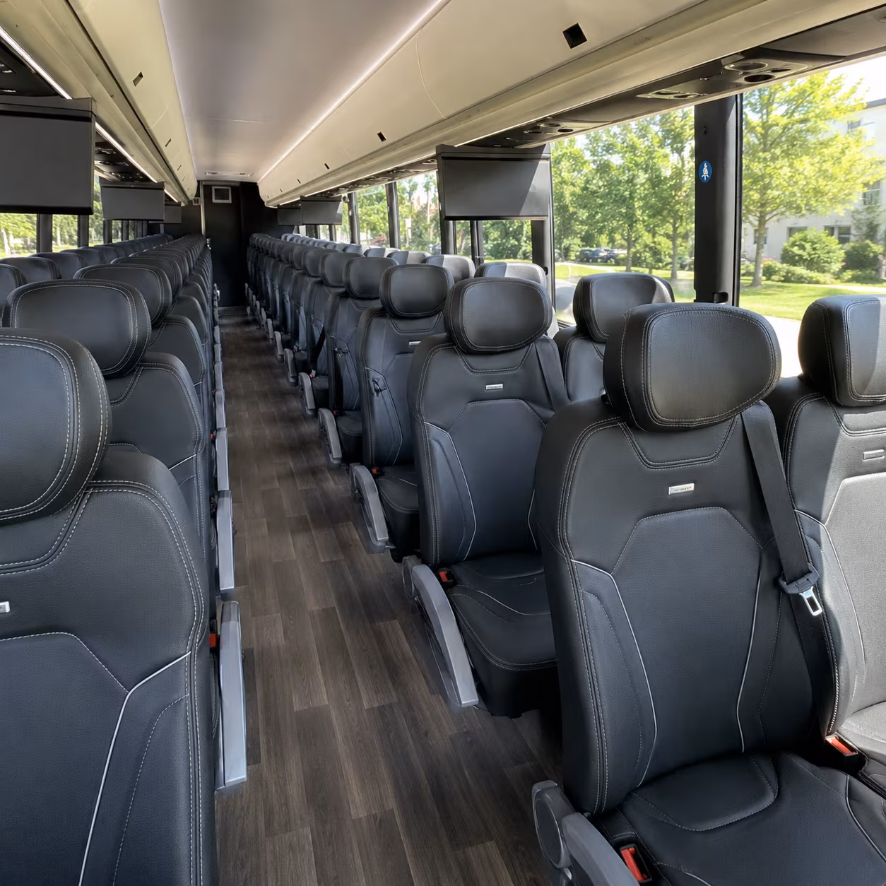 charter buses for corporate events and conference shuttles in sunrise