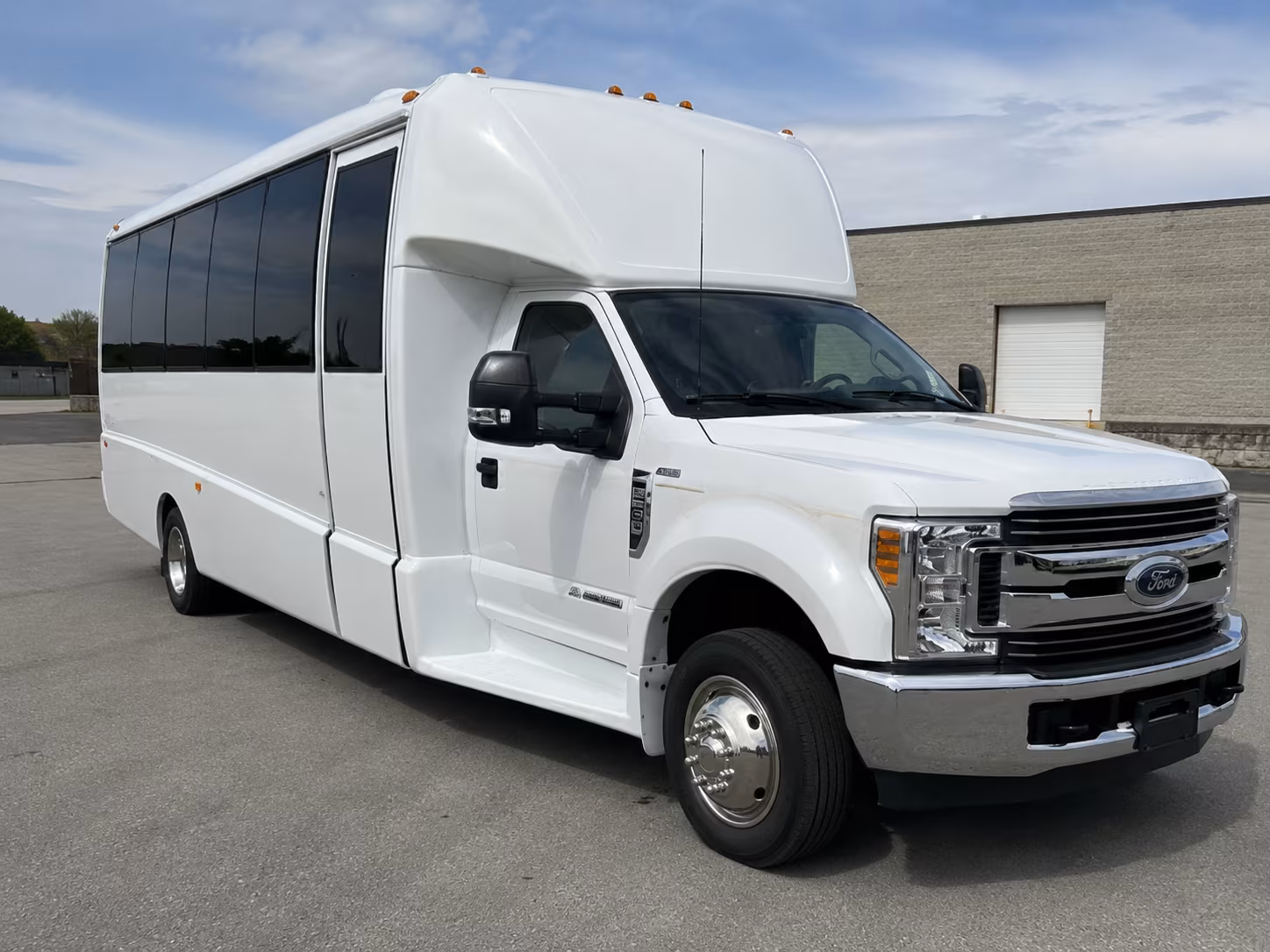 charter buses for museum and science center field trips from sunrise
