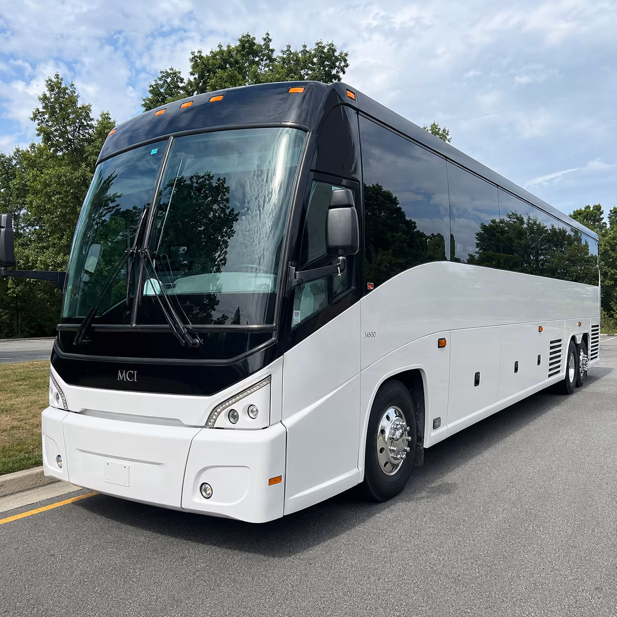 fort lauderdale hollywood international airport fll charter bus rentals